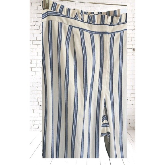 Express Paperbag Pants Womens 12 High Rise Ankle Blue Striped  Pleated NWT - Picture 2 of 9